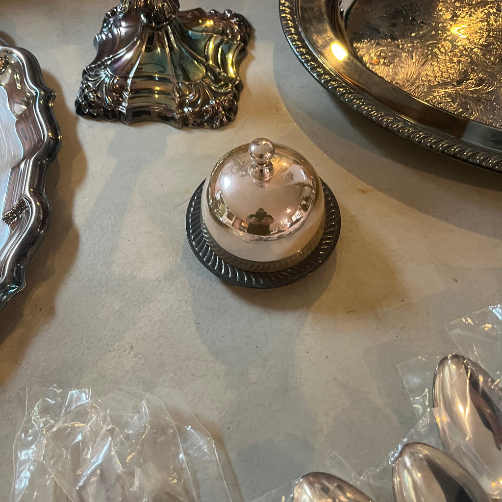 F563 Silverplate and flatware grouping