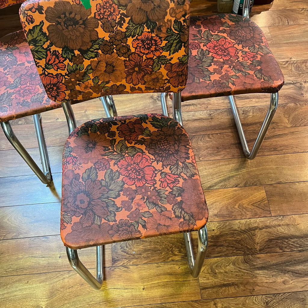F567 Set of 3 vintage metal chairs with floral vinyl