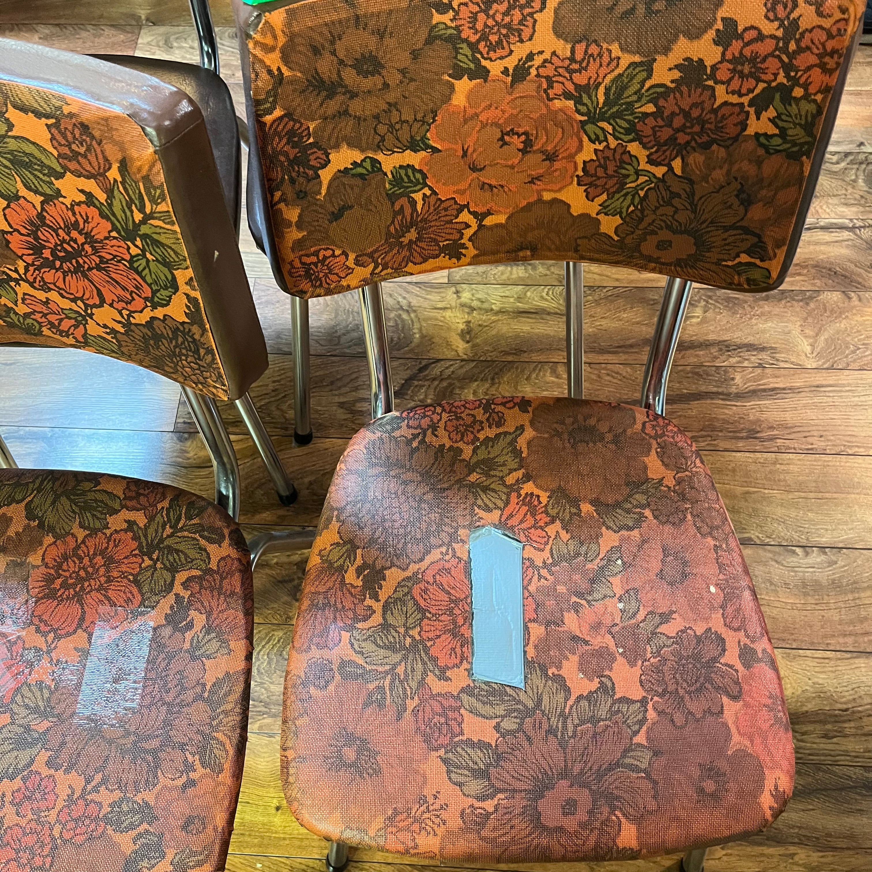 F568 Set of 4 assorted vintage metal chairs with vinyl upholestry