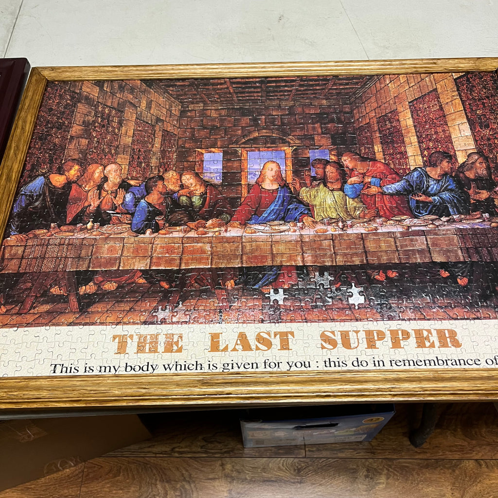 F573 Set of 2 vintage puzzles (Lighthouse and Last Supper)