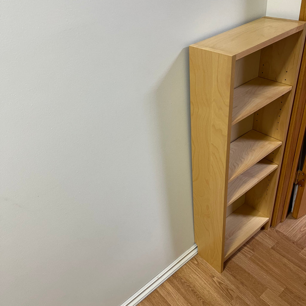 F582 Simple bookshelf (16"x 7" x 42")