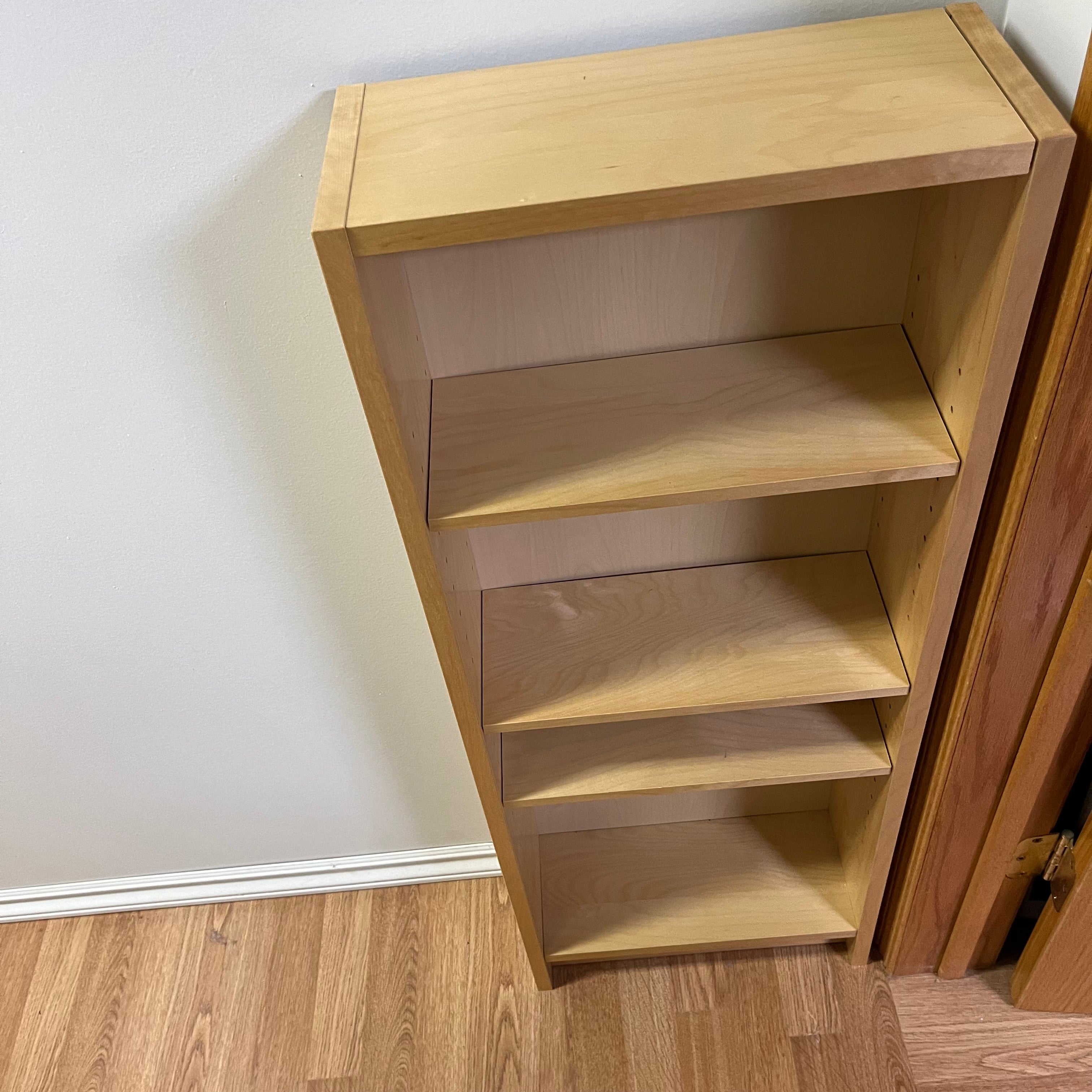 F582 Simple bookshelf (16"x 7" x 42")