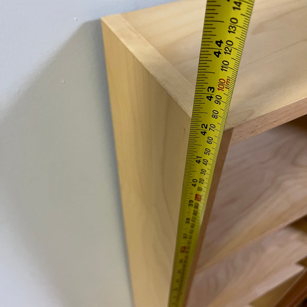 F582 Simple bookshelf (16"x 7" x 42")