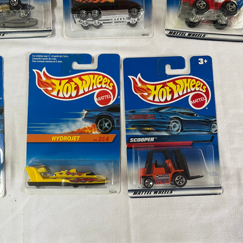 A516 Hot Wheels Grouping