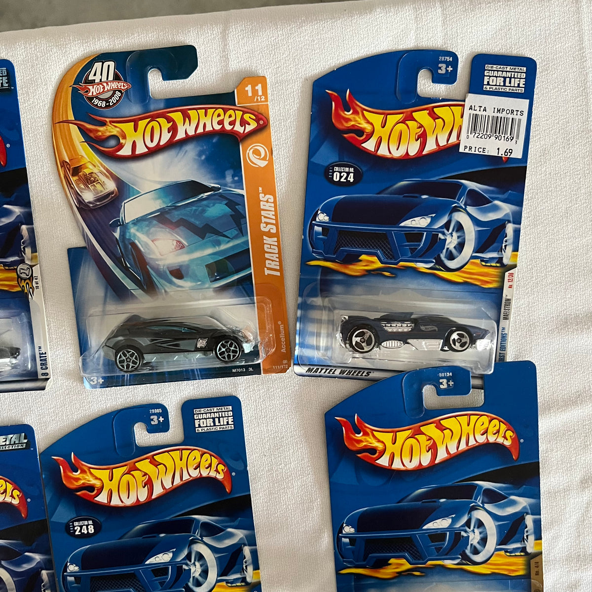 A525 Hot Wheels Grouping