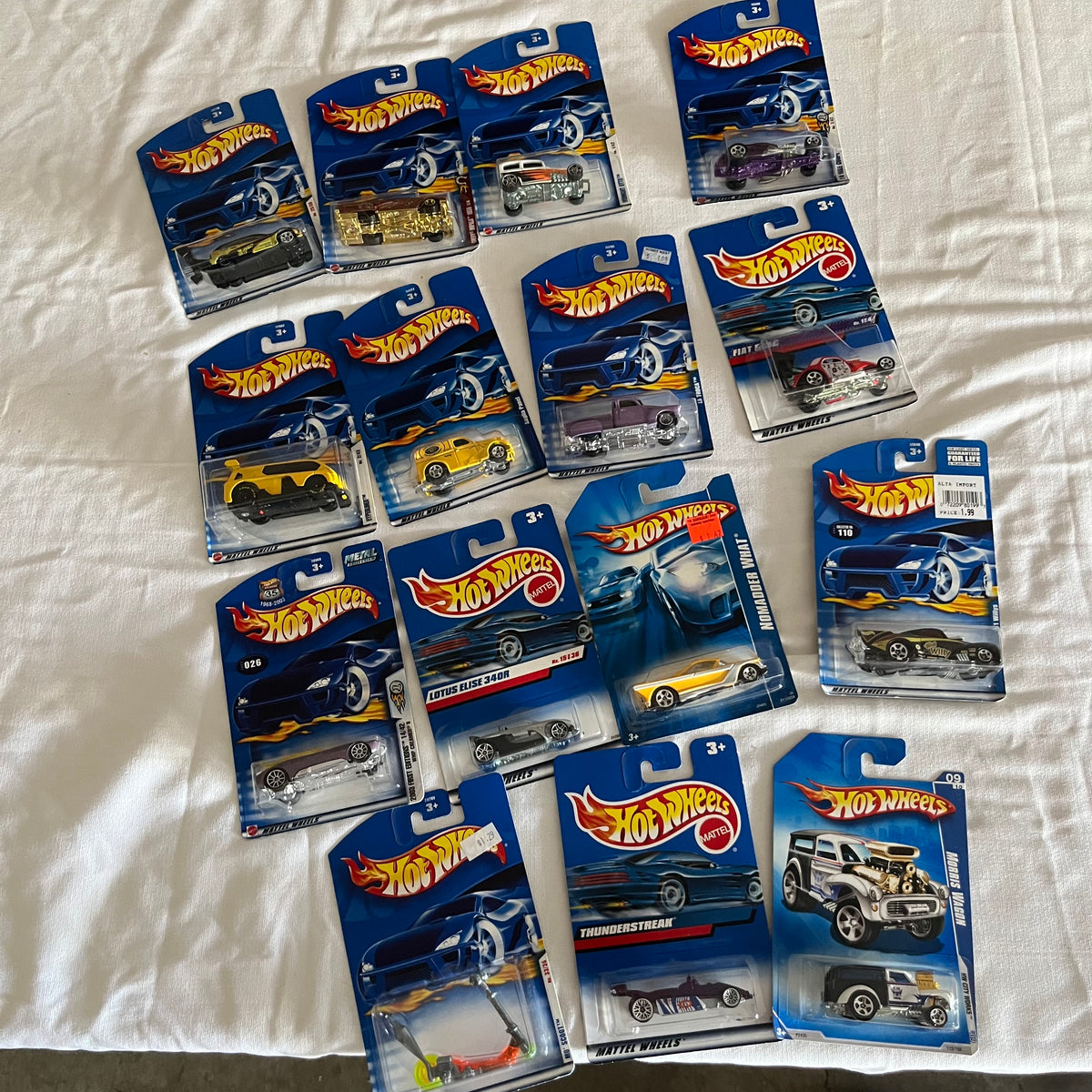 A527 Hot Wheels Grouping