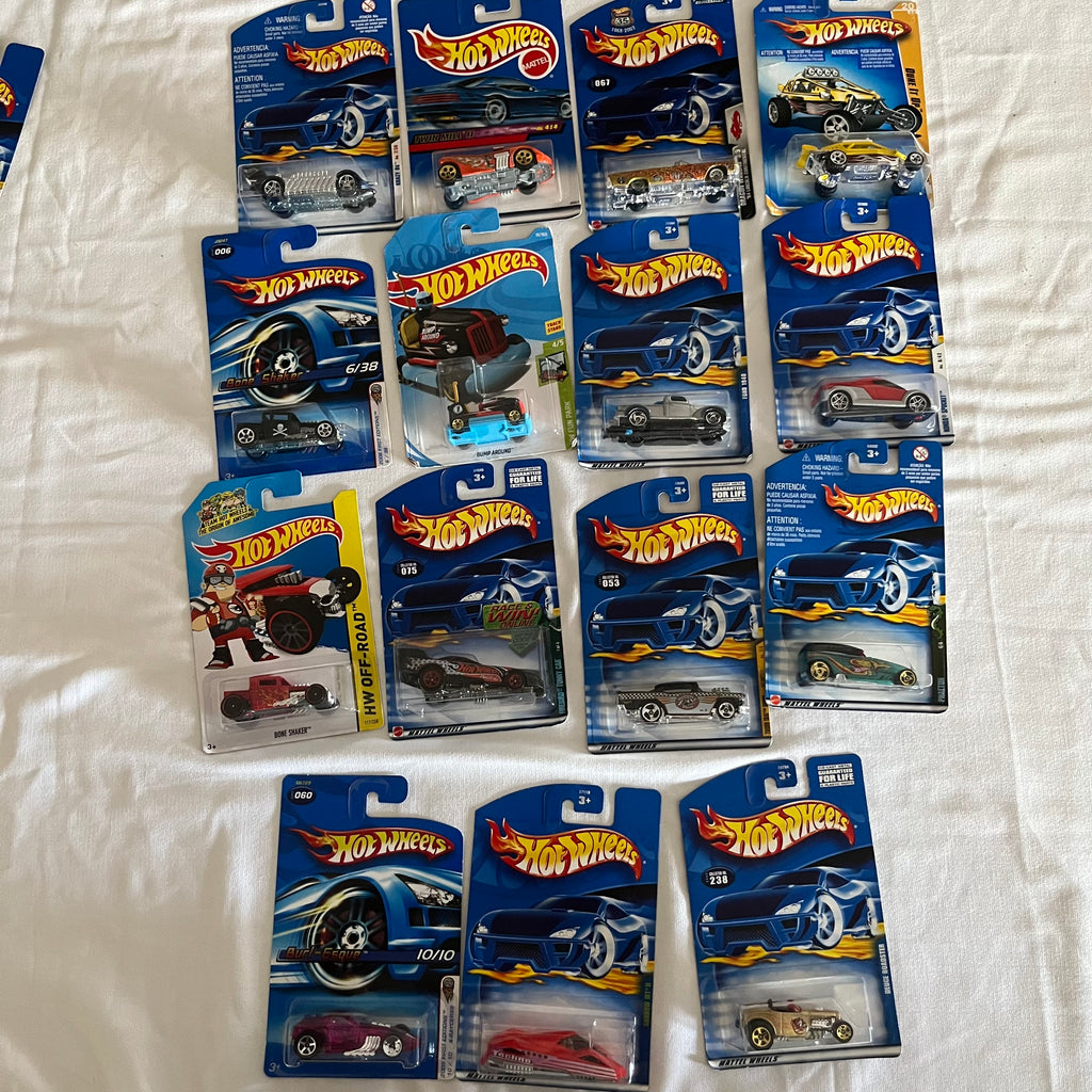 A528 Hot Wheels Grouping