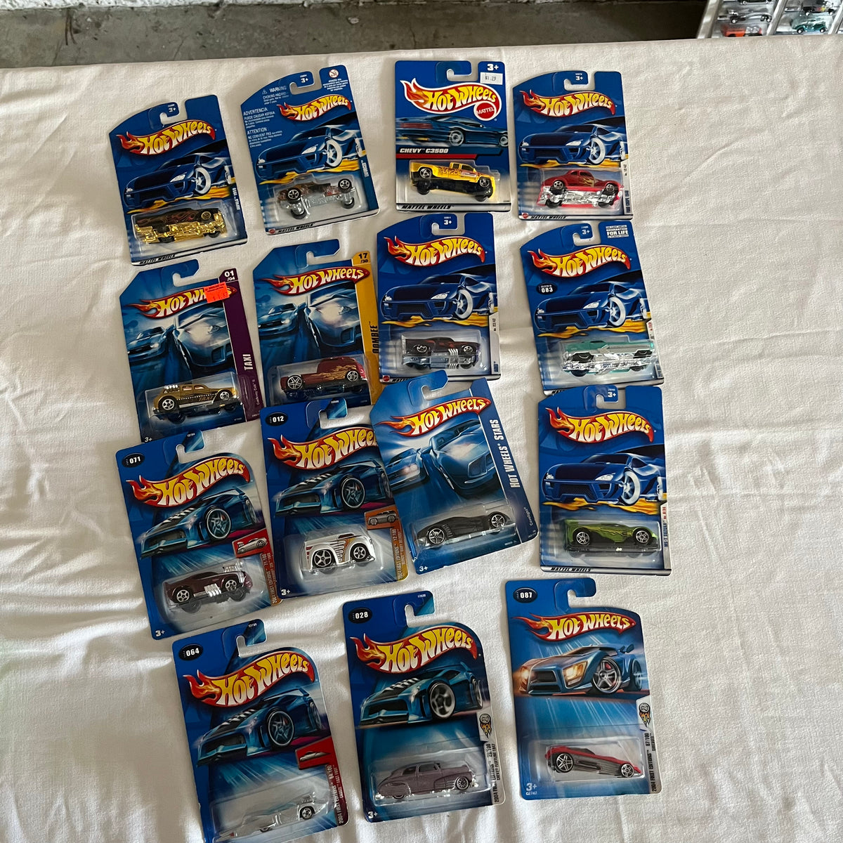 A530 Hot Wheels Grouping