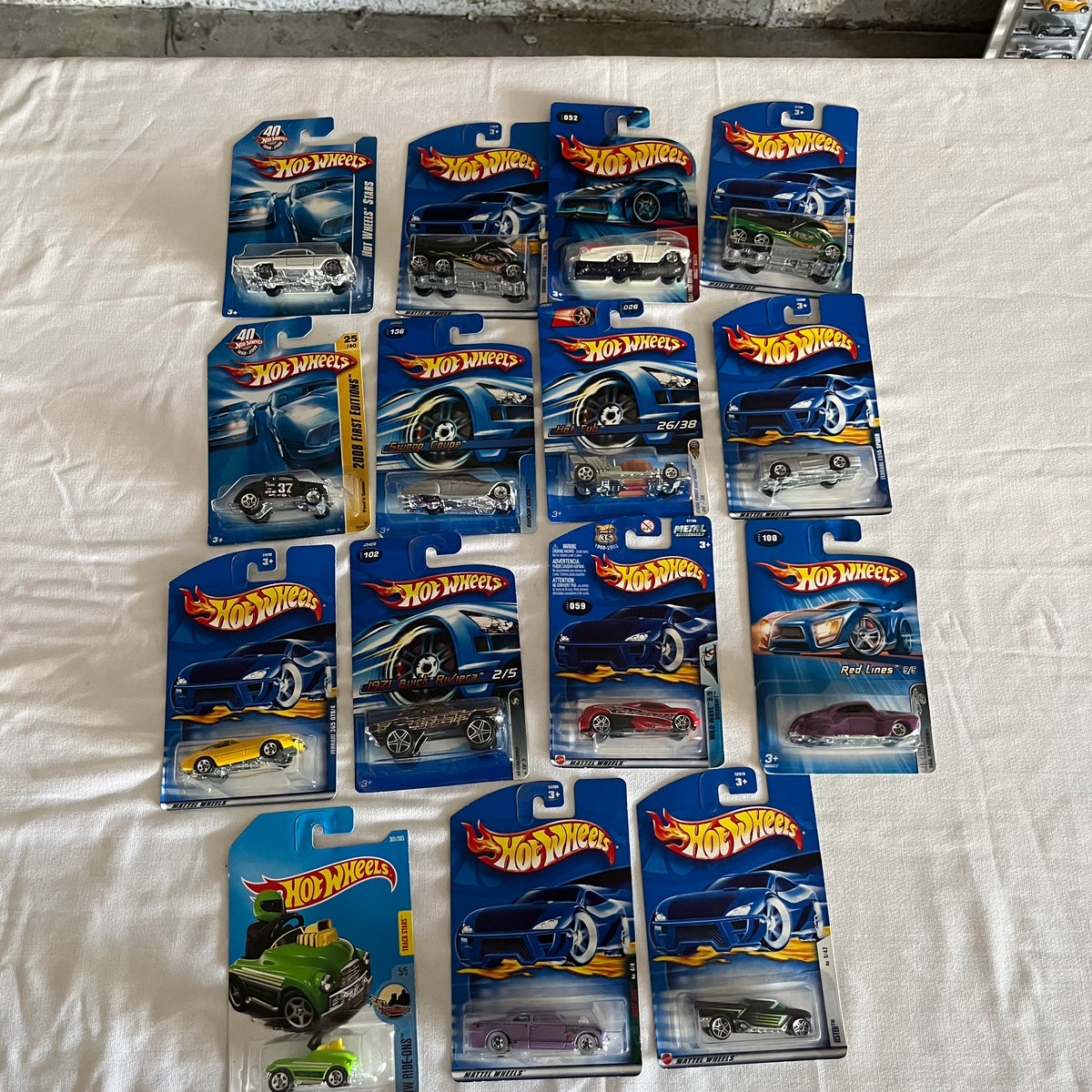 A532 Hot Wheels Grouping