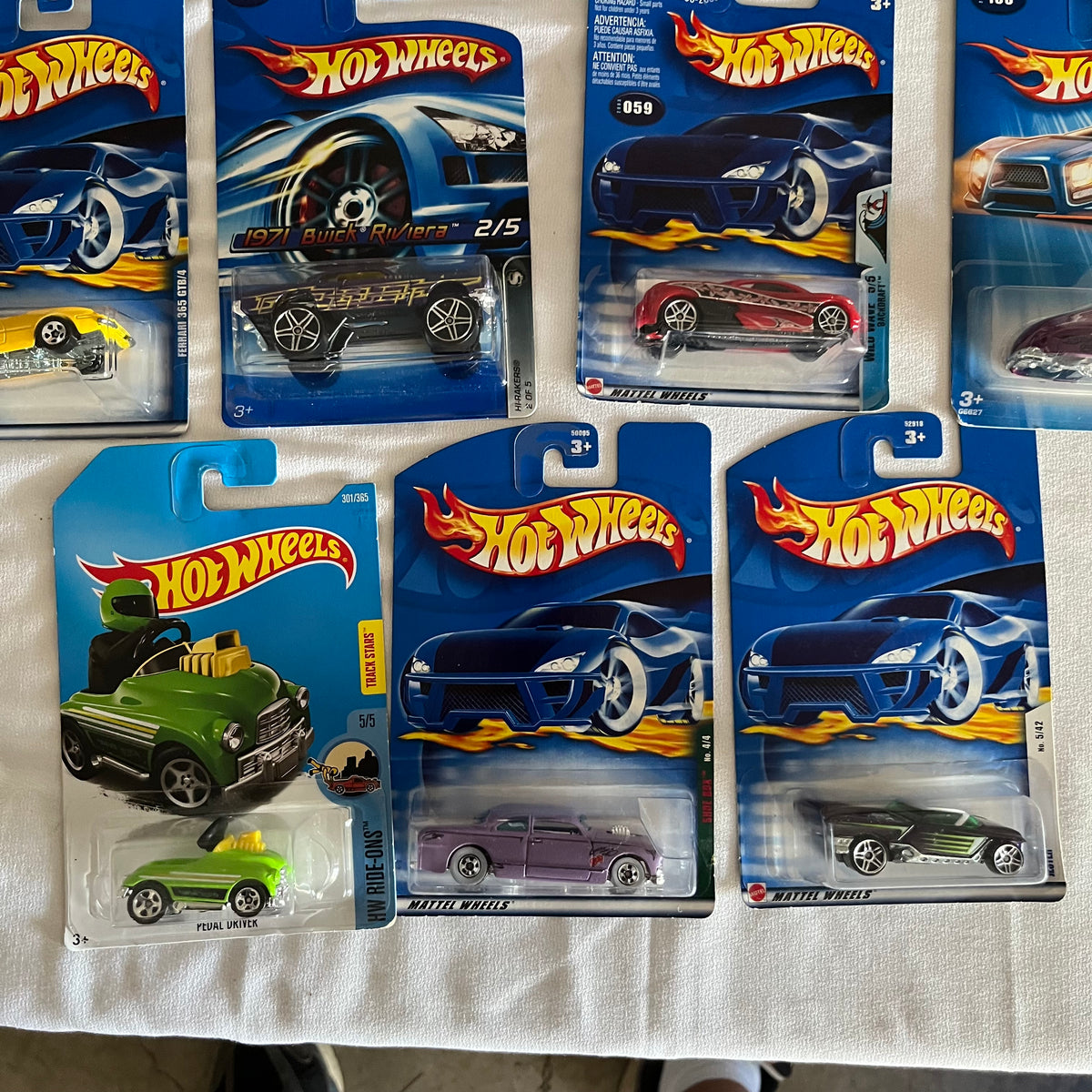 A532 Hot Wheels Grouping