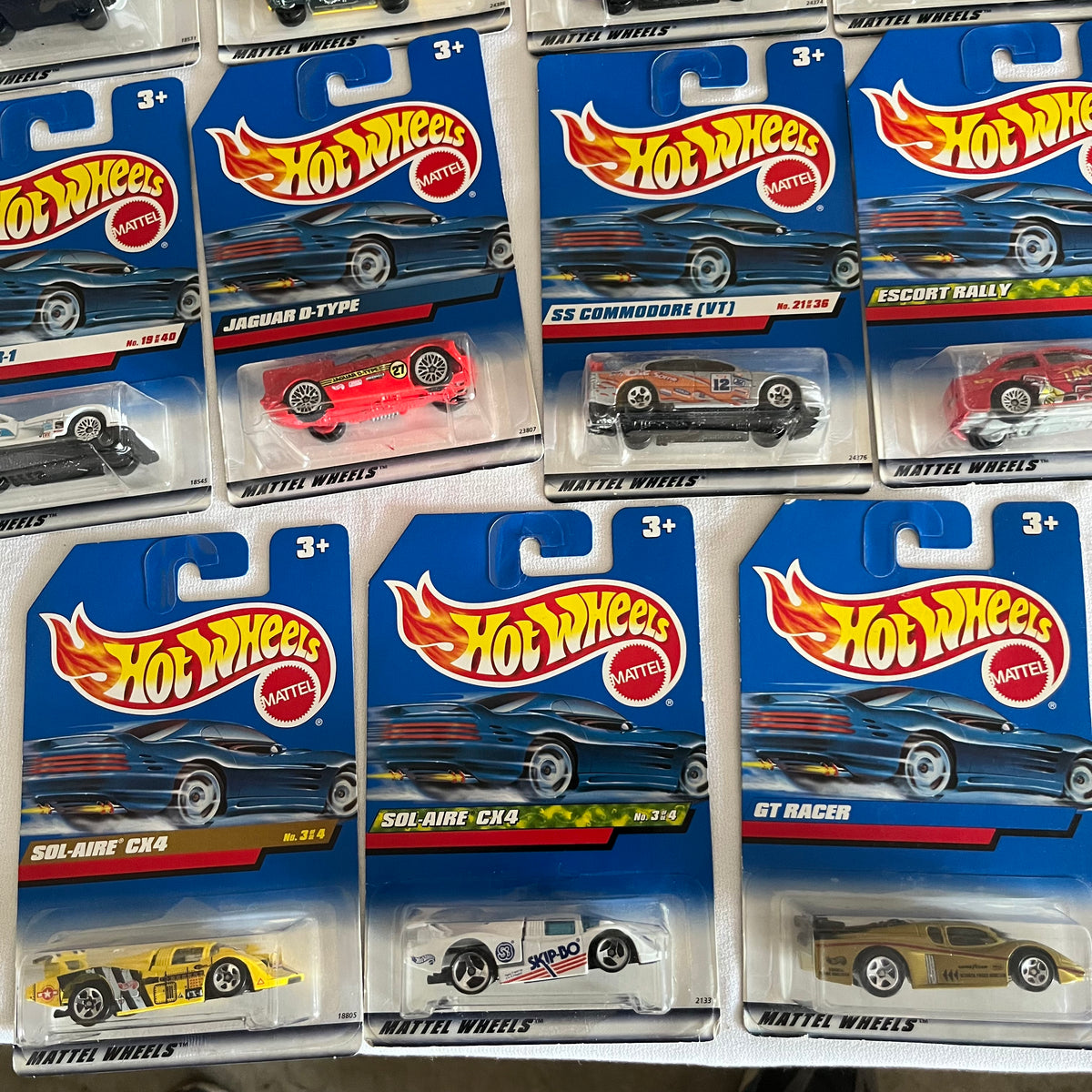 A542 Hot Wheels Grouping