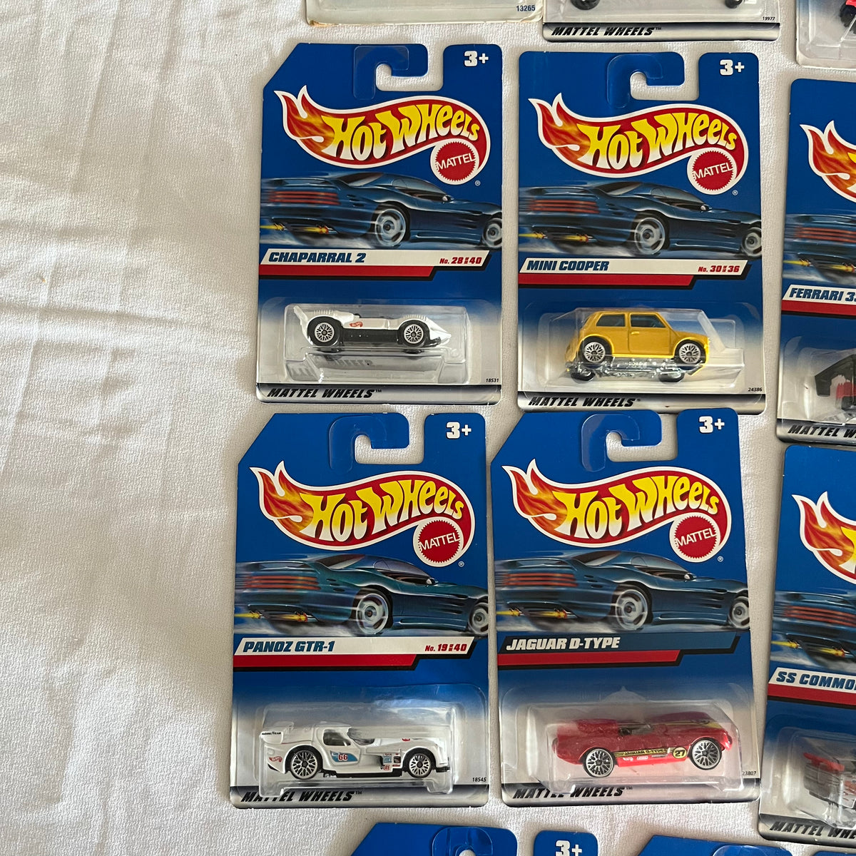 A542 Hot Wheels Grouping