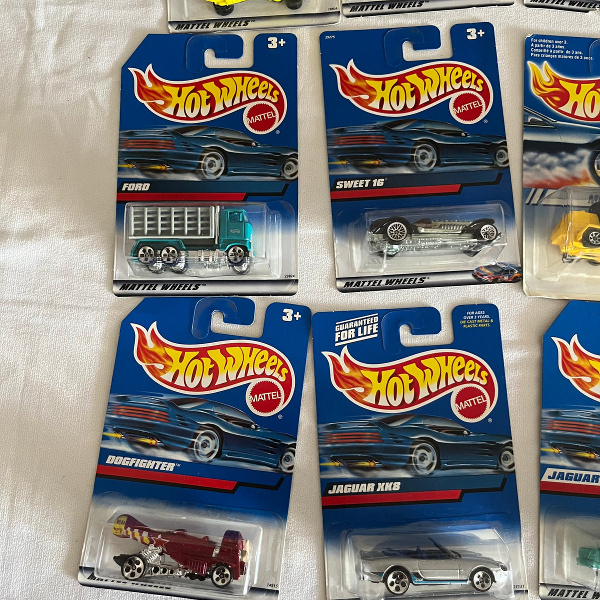 A543 Hot Wheels Grouping