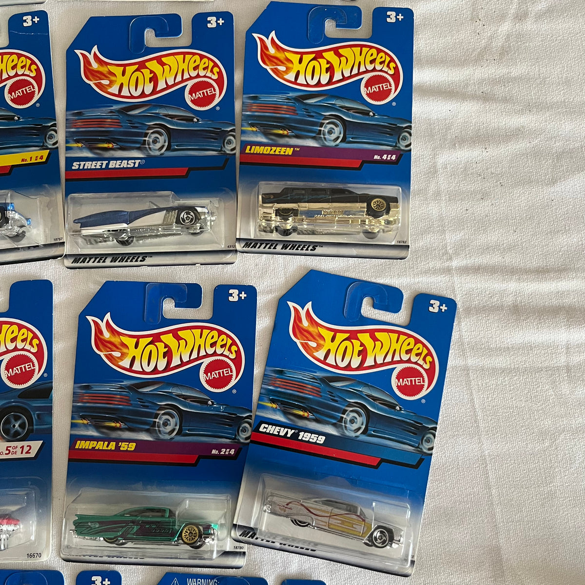 A546 Hot Wheels Grouping