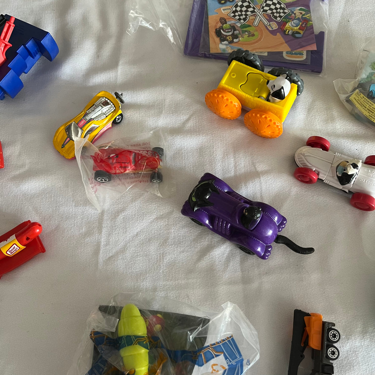 A551 Vintage McDonalds Happy Meal Toy Grouping