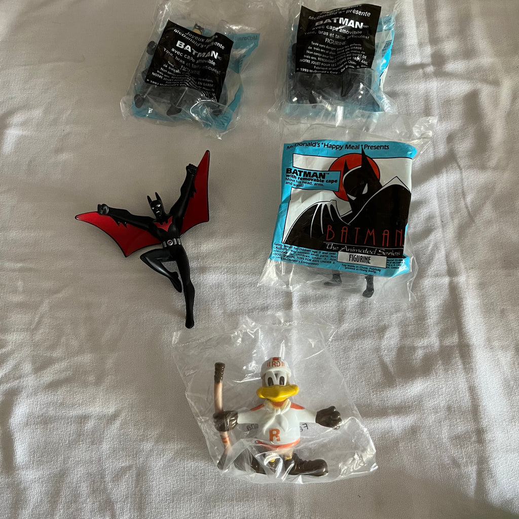 A552 McDonalds Happy Meal Toy Grouping (Batman and more)