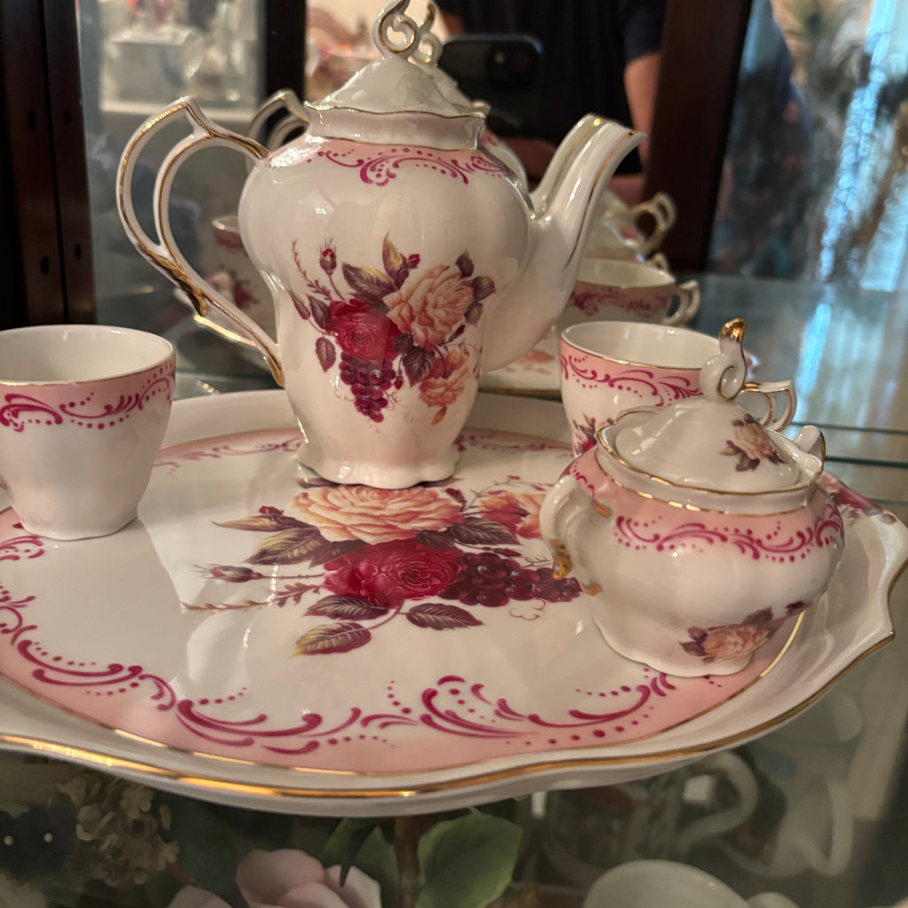 F109 Vintage teapot service