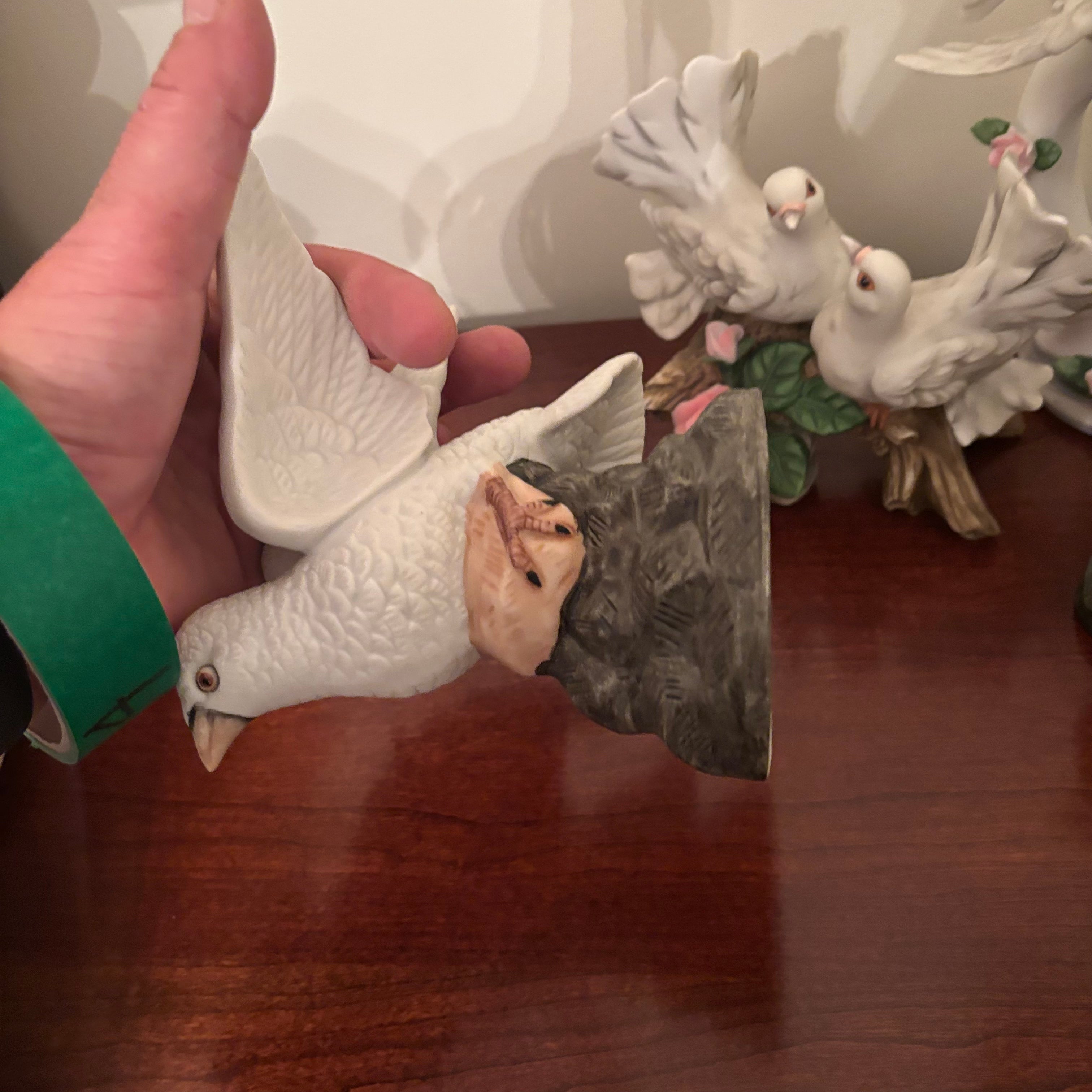 F114 Vintage Capodimonte style porcelain dove grouping
