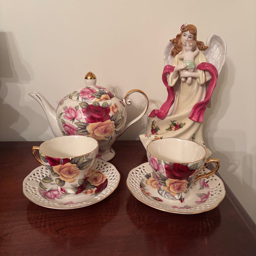 F115 Vintage Grouping (Roses china and musical angel)
