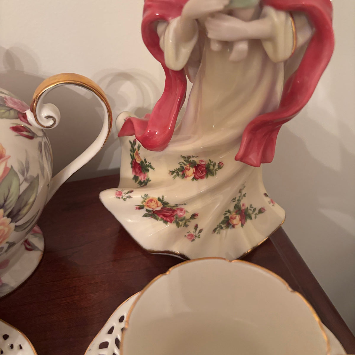 F115 Vintage Grouping (Roses china and musical angel)