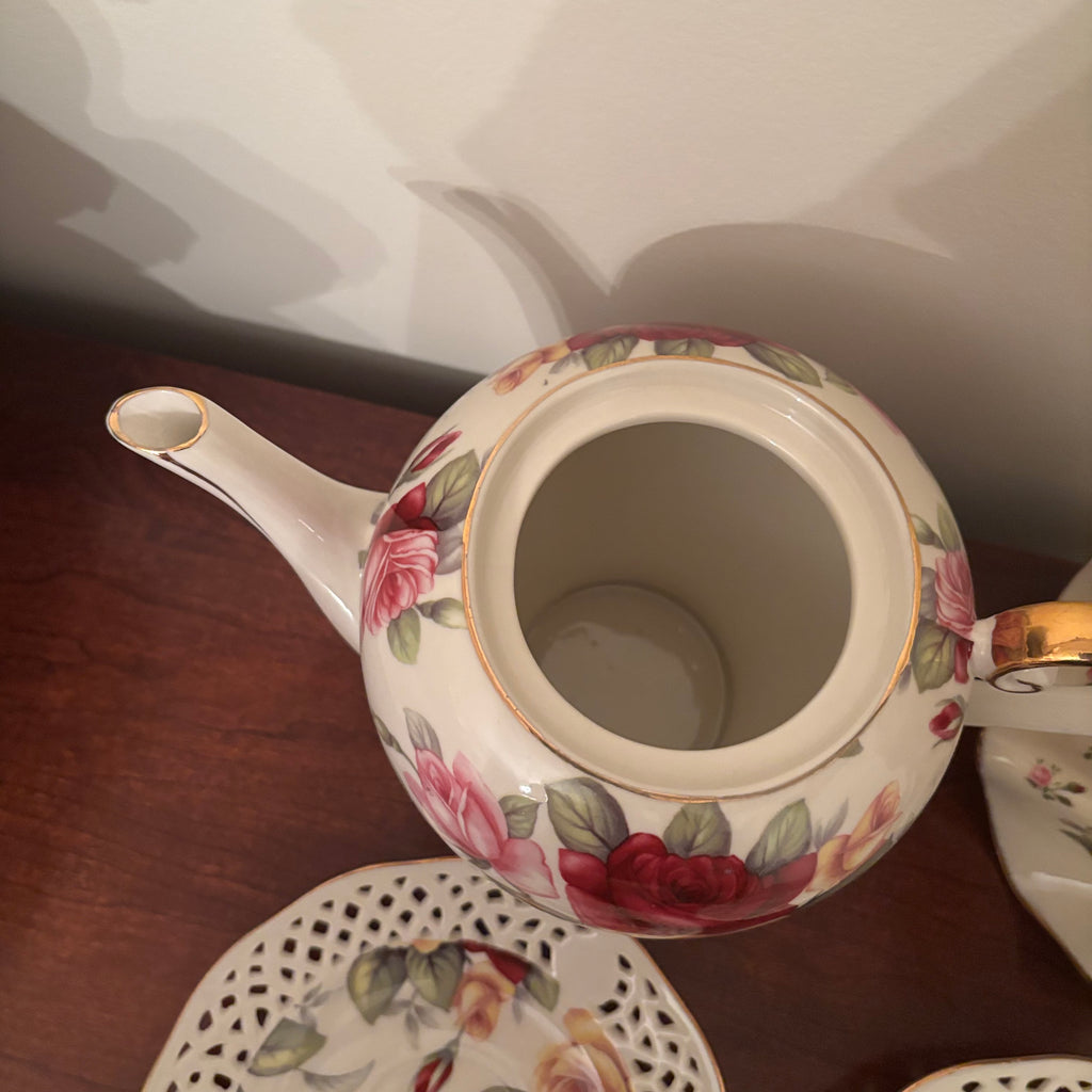 F115 Vintage Grouping (Roses china and musical angel)