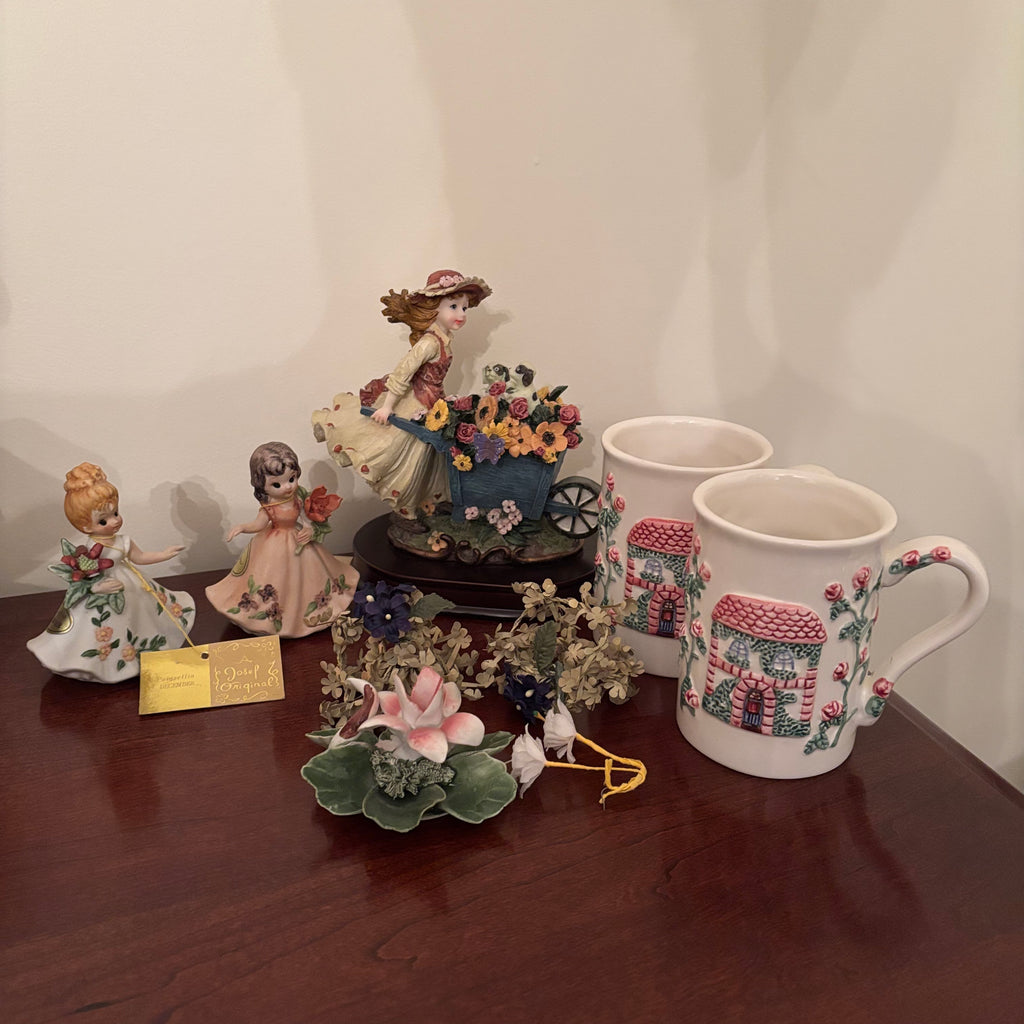 F117 Vintage Collectibles Grouping  (figurines and more)