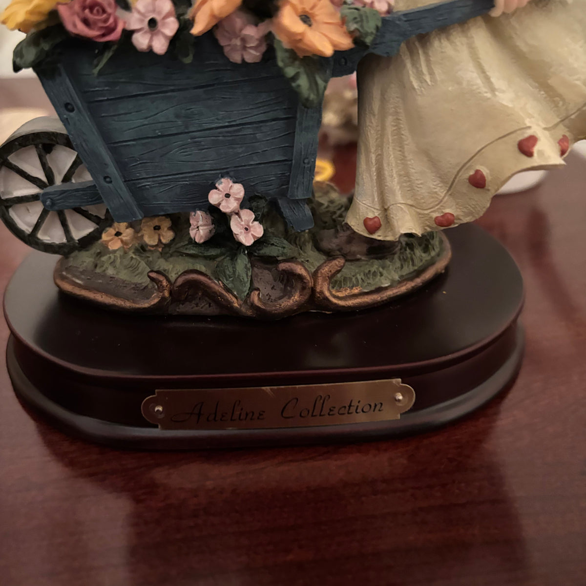 F117 Vintage Collectibles Grouping  (figurines and more)