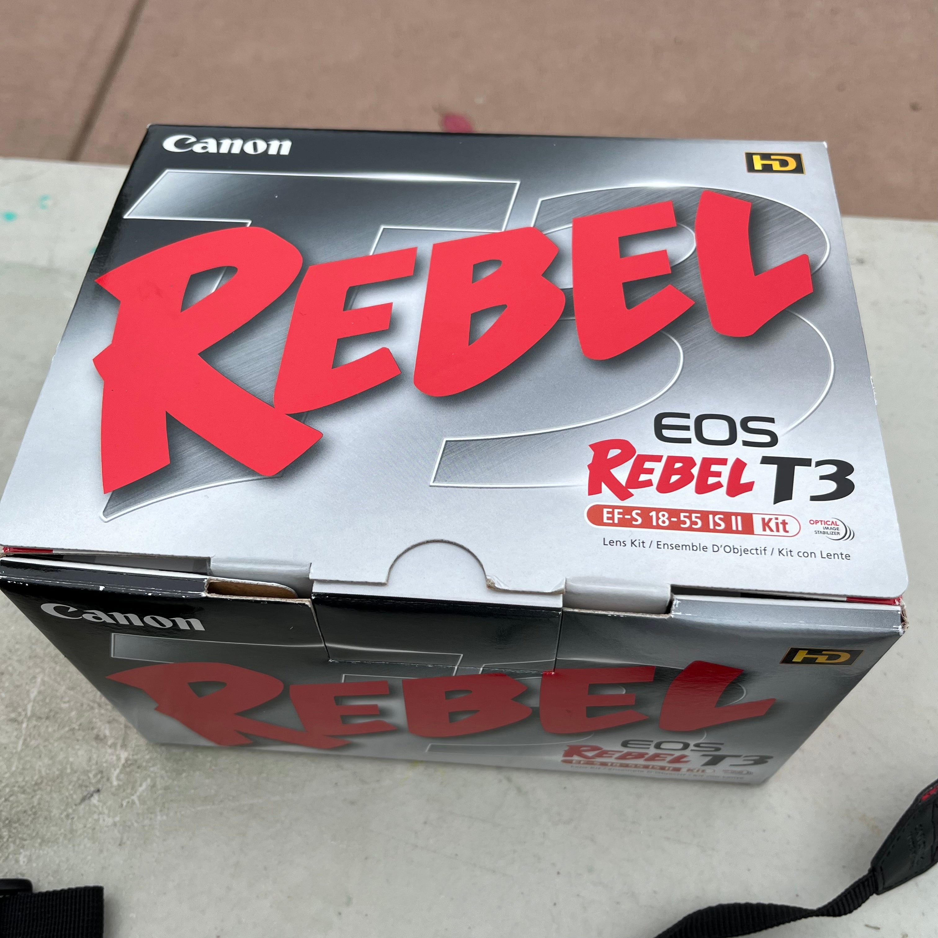 D681 Canon Rebel EOS T3 with case