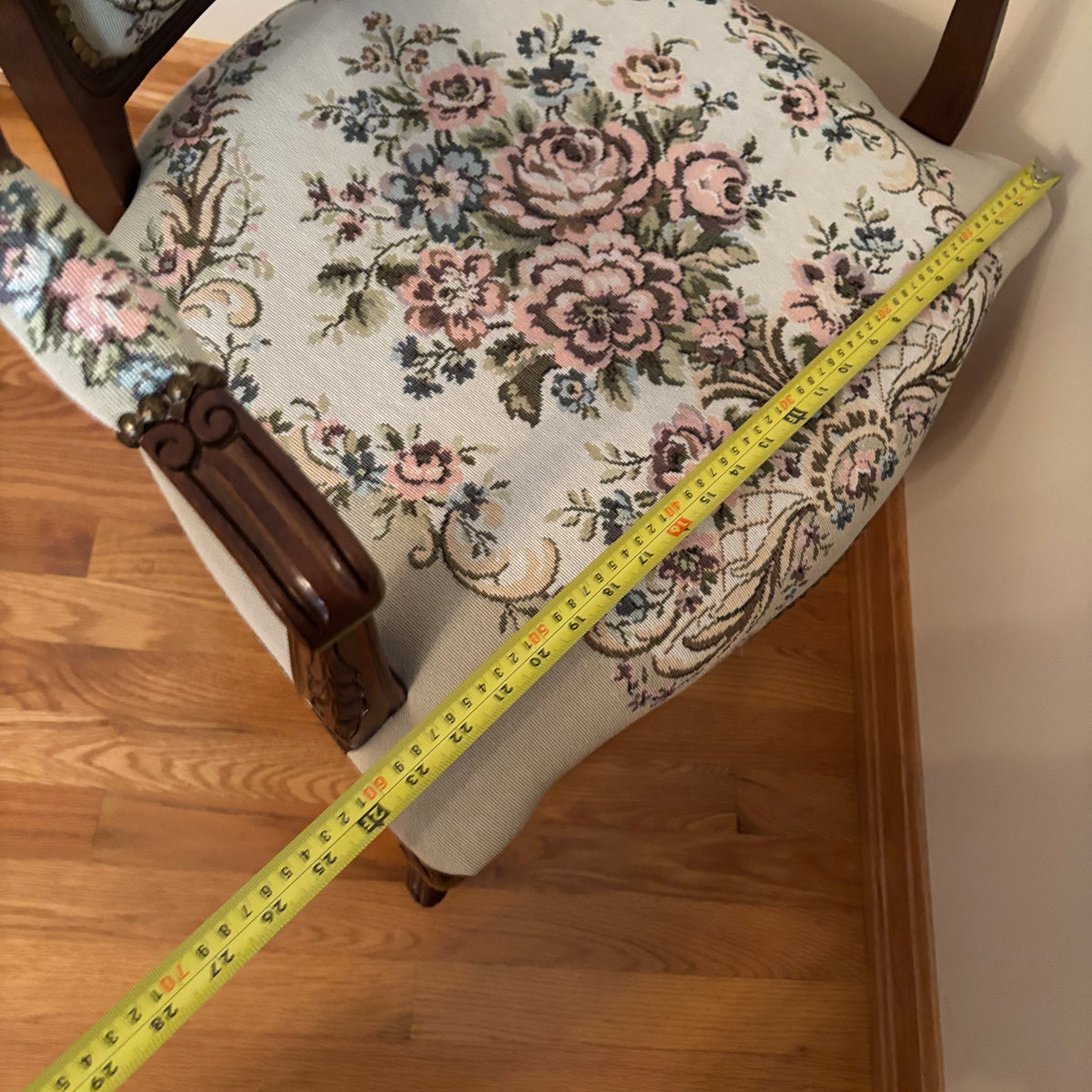 F121 Vintage Louis XV style accent chair with floral embroidery