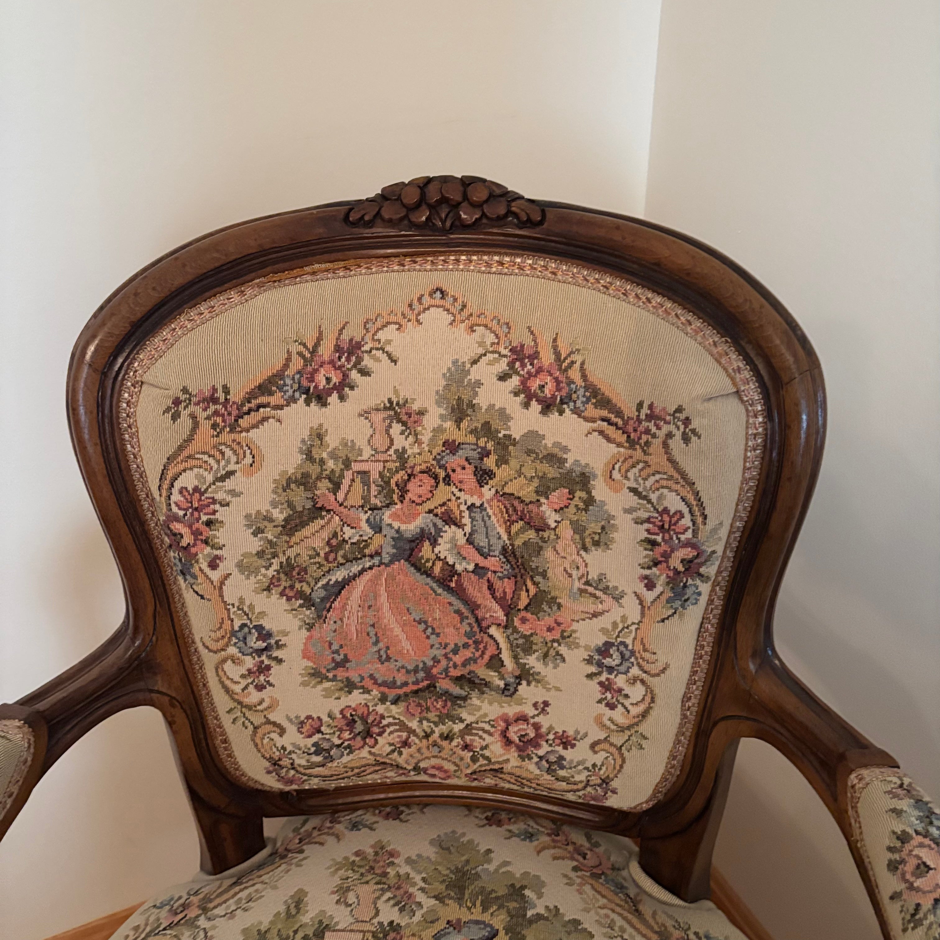 F123 Vintage Louis XV style accent chair with floral embroidery