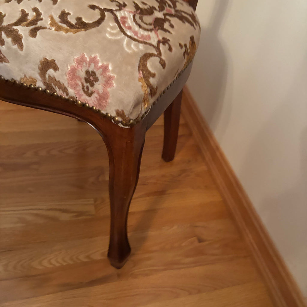 F123A Vintage solid wood balloon back upholstered chair