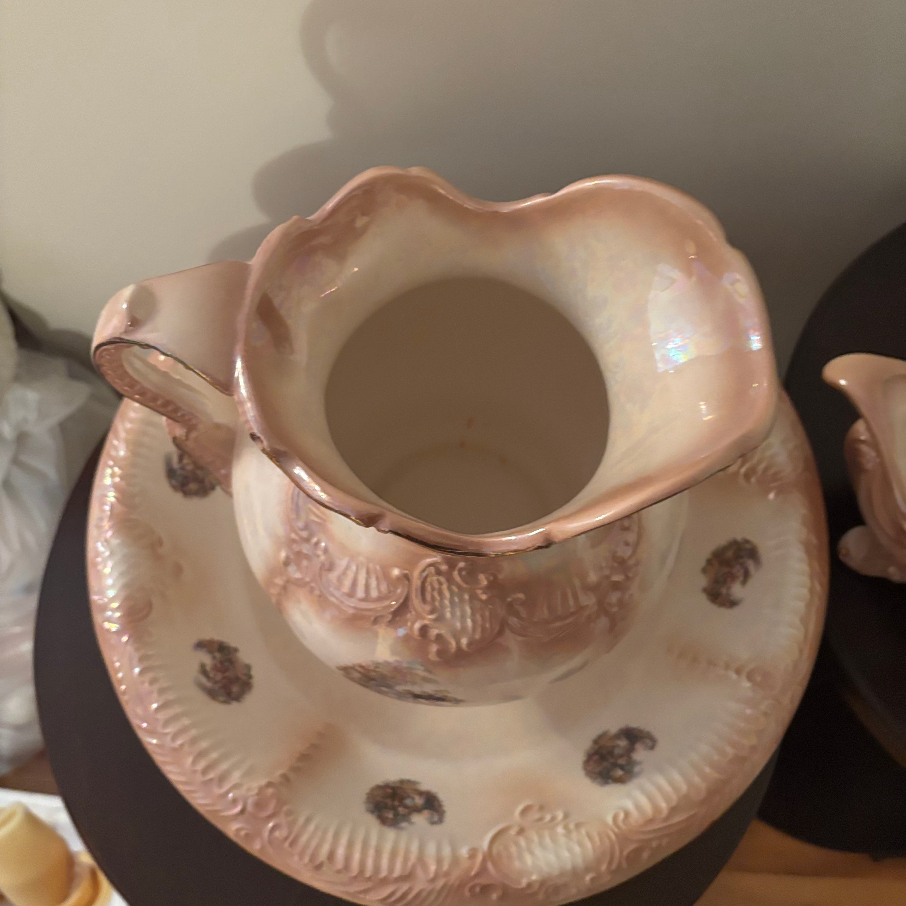 F125 Vintage China Grouping (water pitcher and basin and china planter)