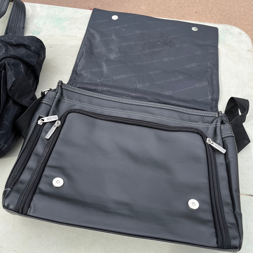 D686 Womens Purse Grouping (Dakine and more)