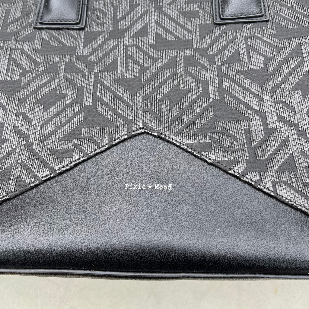 D687 Purse Grouping (Pixie Mood and more)