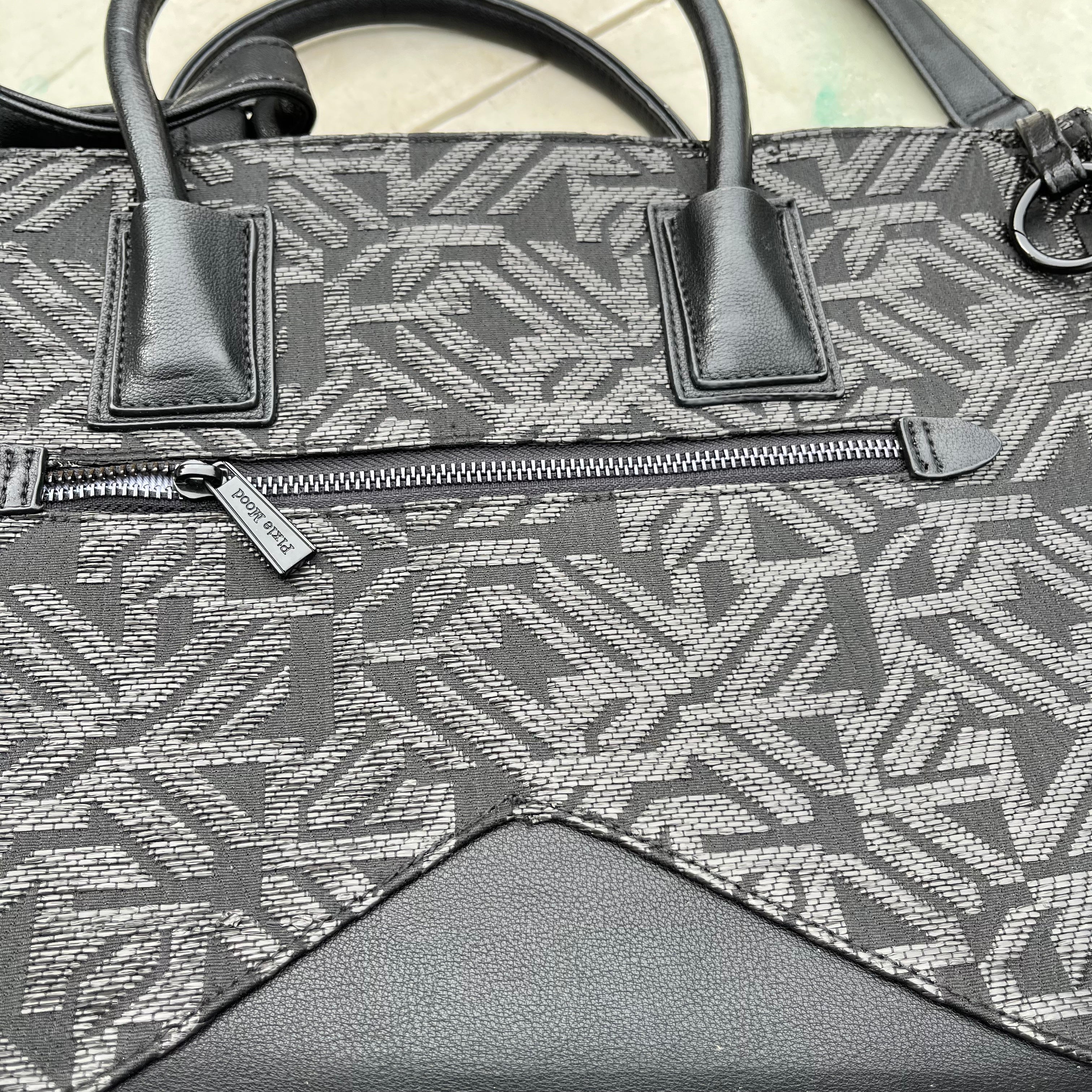 D687 Purse Grouping (Pixie Mood and more)