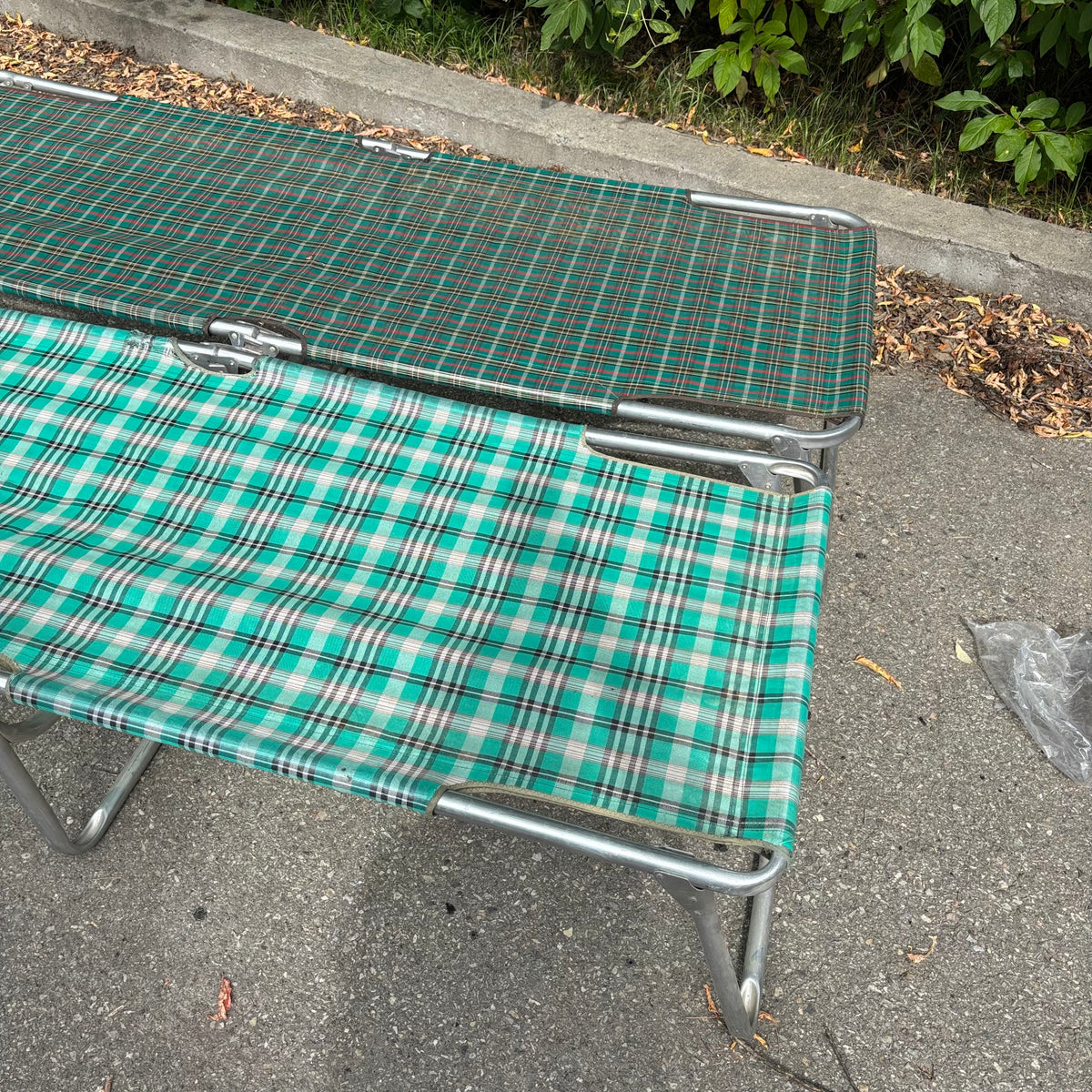 F139 Set of 2 vintage fabric loungers (some small tears along edges)