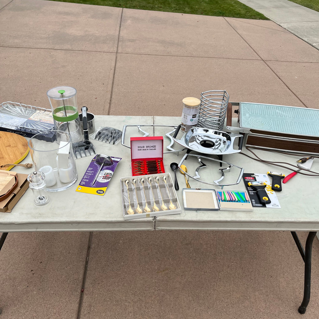 D689 Home Grouping (vintage hot plate and more)