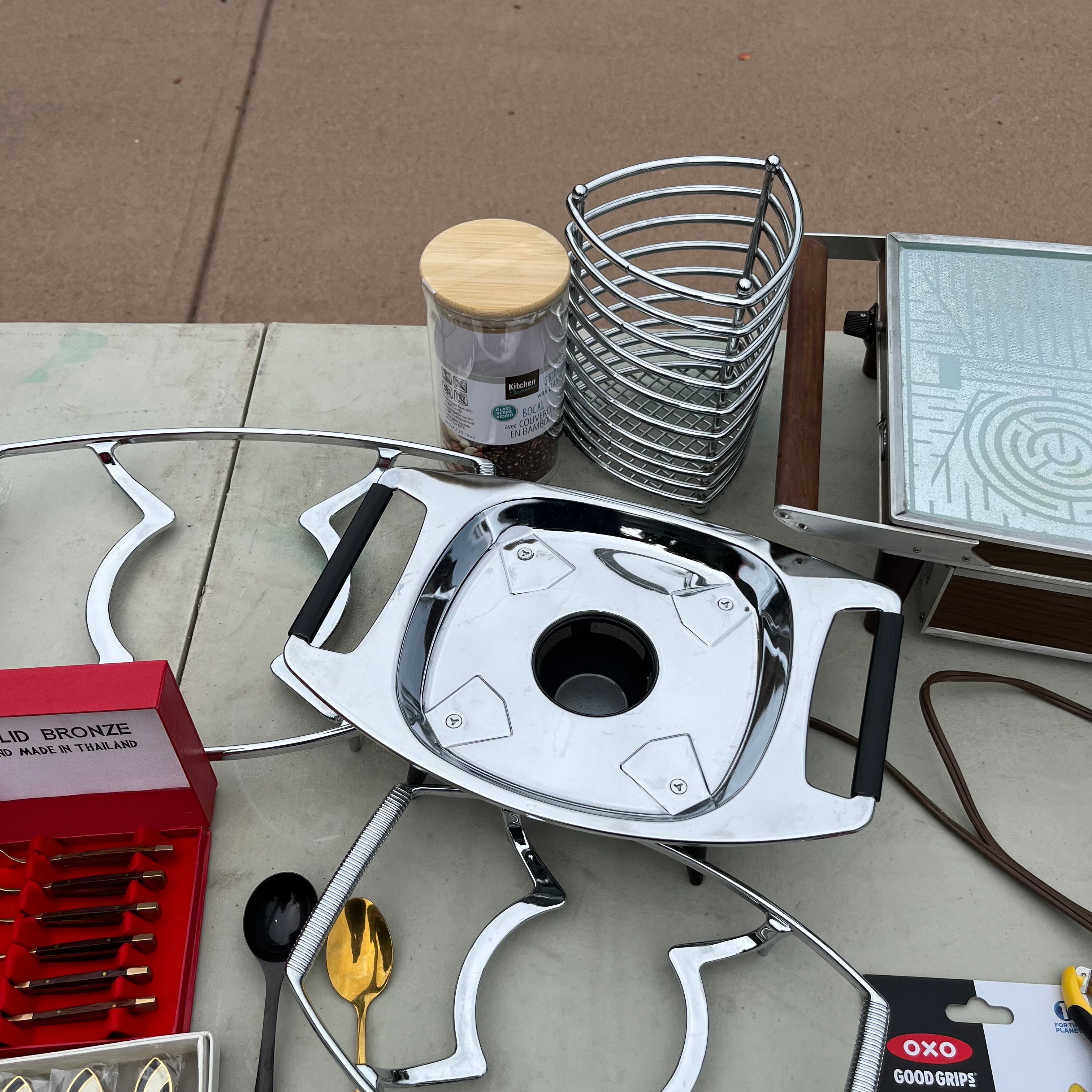 D689 Home Grouping (vintage hot plate and more)