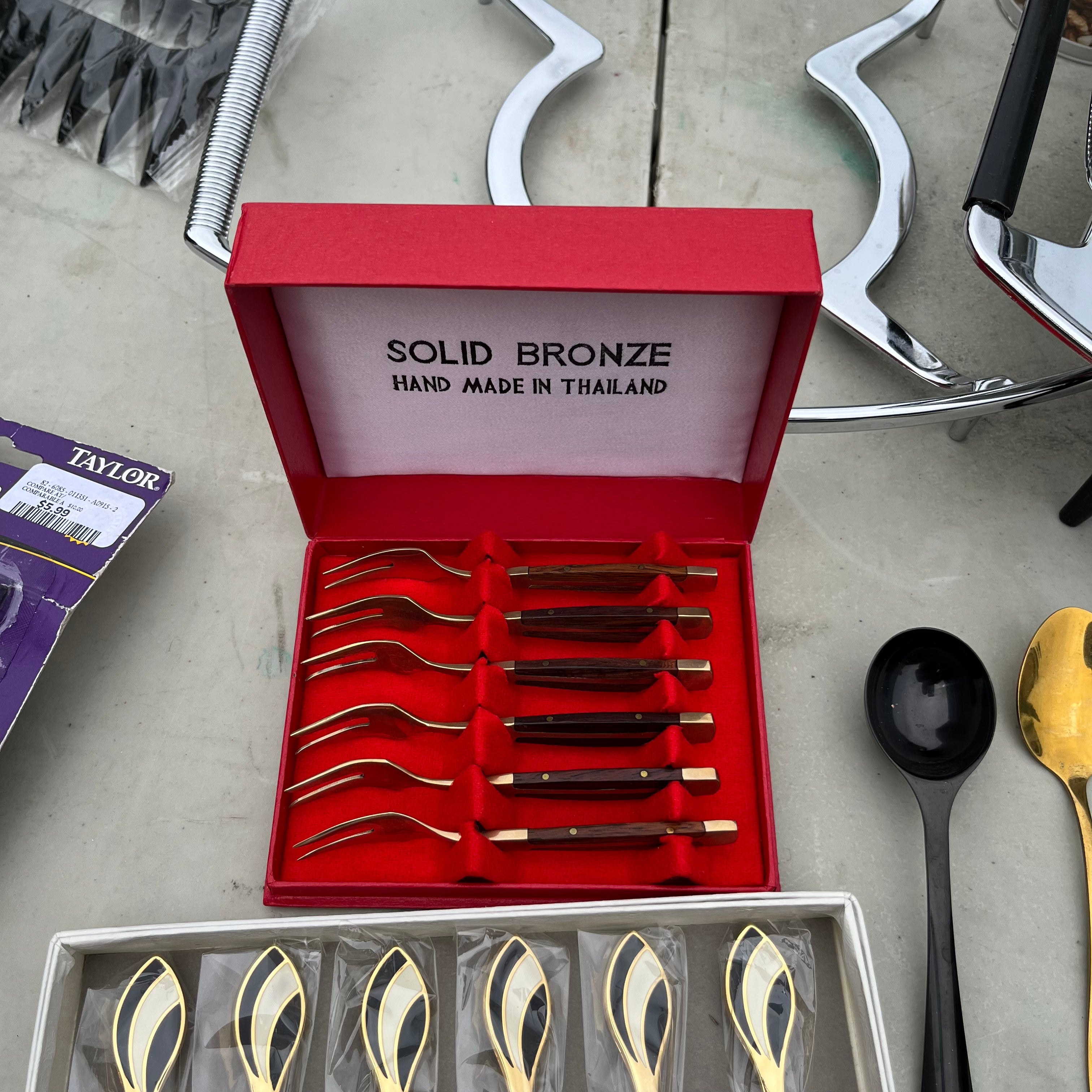 D689 Home Grouping (vintage hot plate and more)