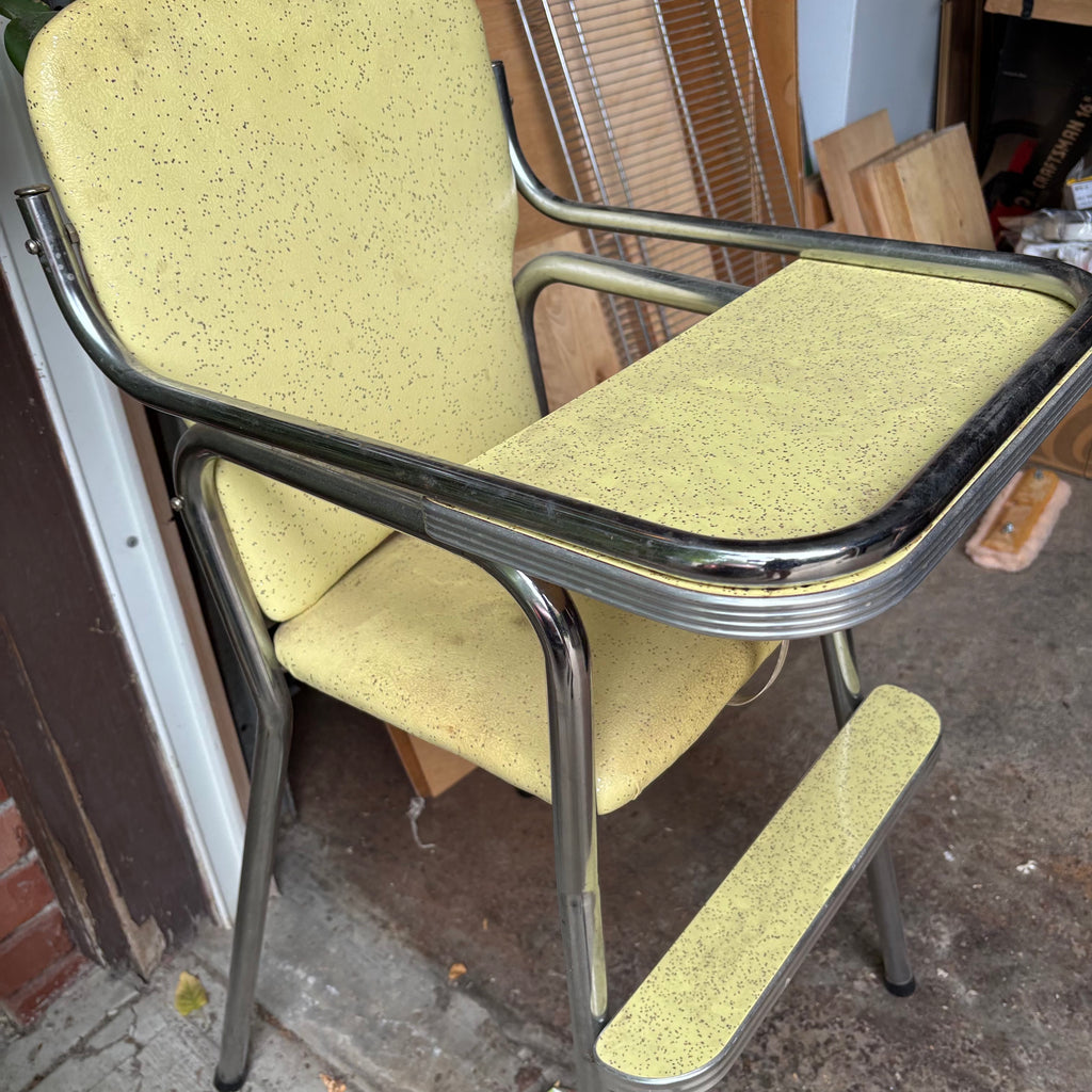 F149 Vintage metal and vinyl high chair