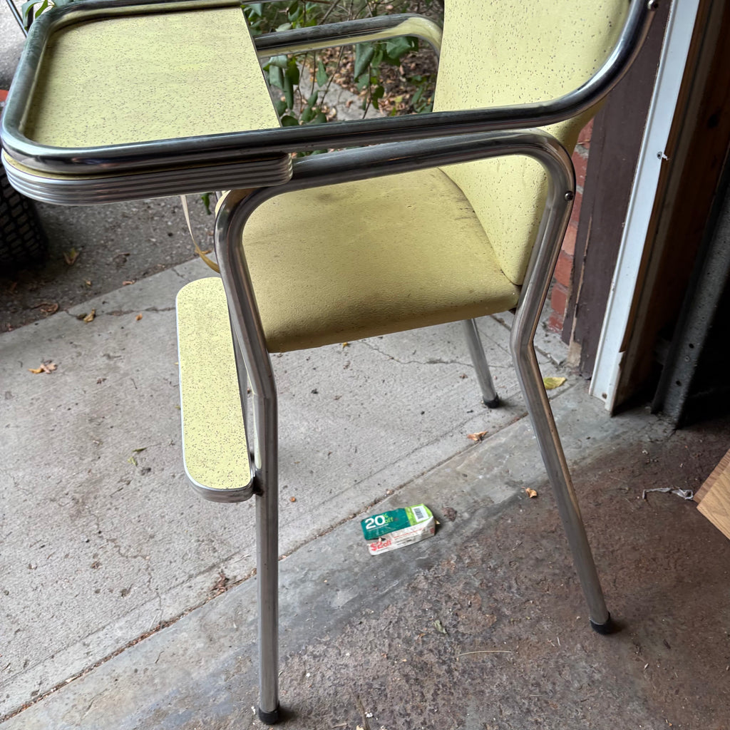 F149 Vintage metal and vinyl high chair