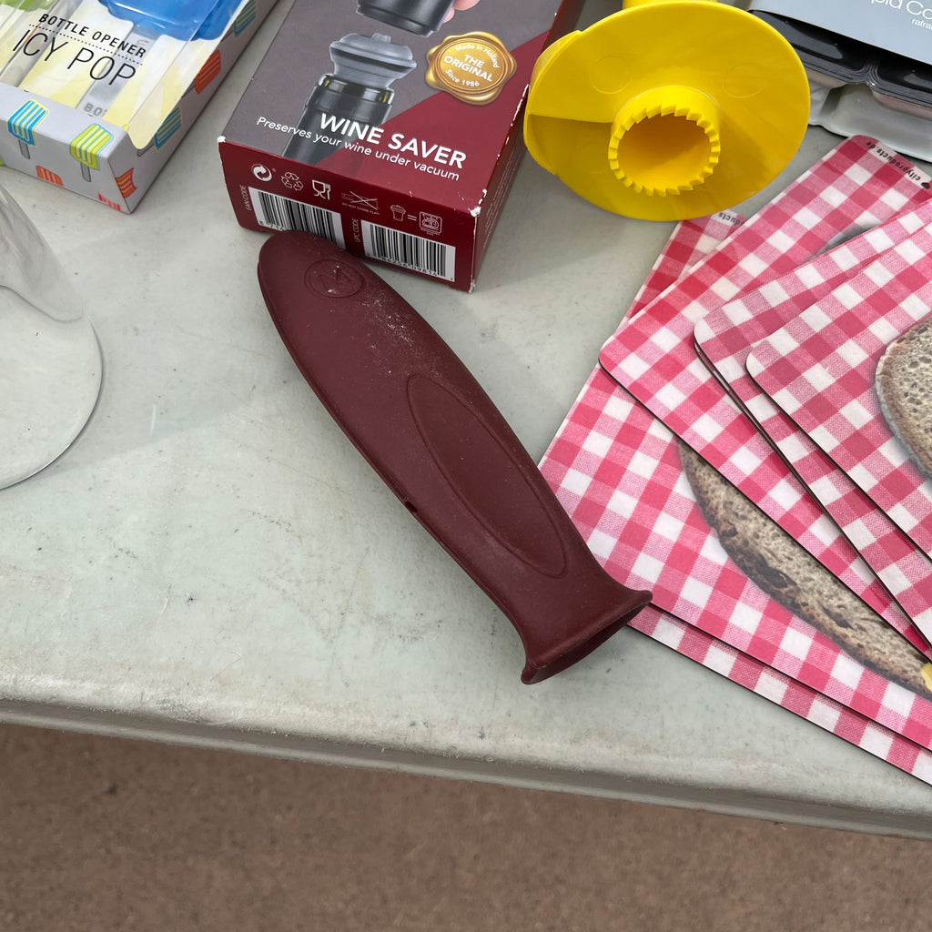 D690 Picnic Grouping (thermos and more)