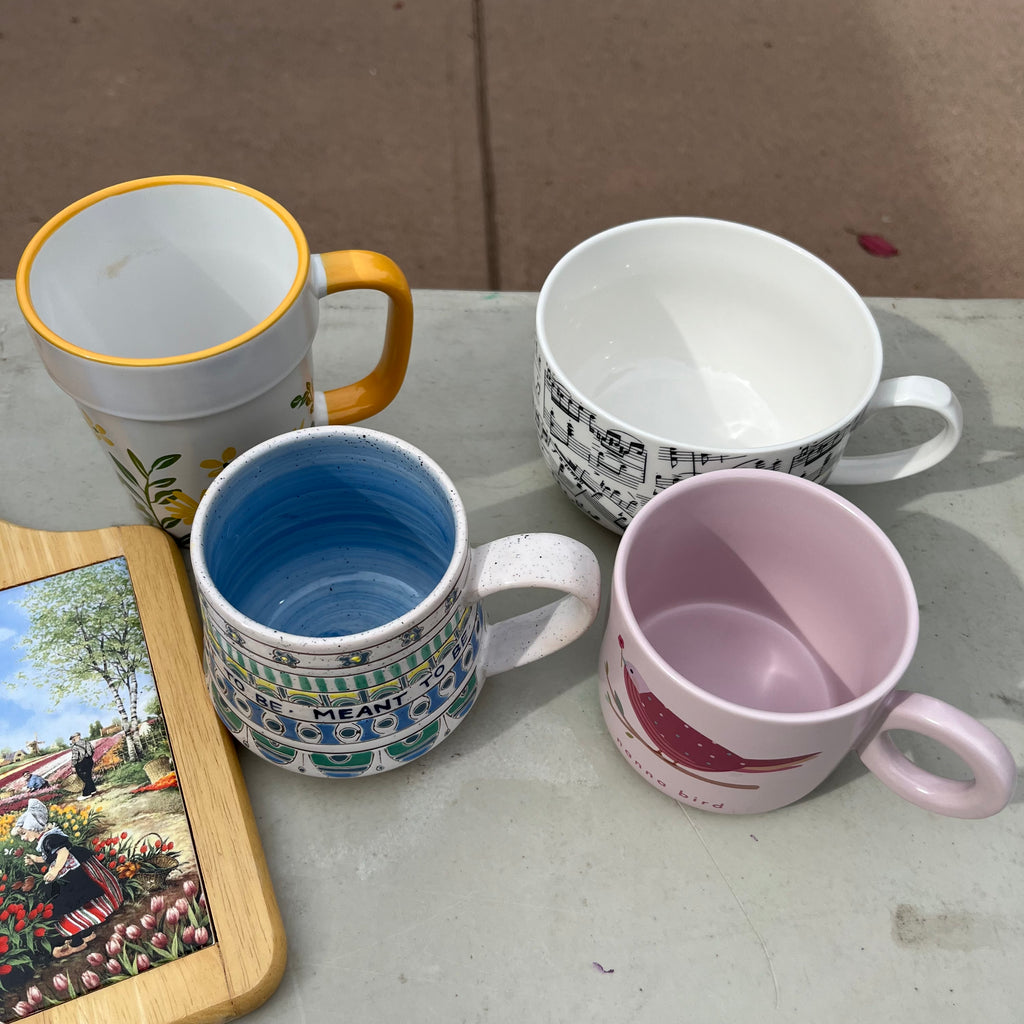 D691 Kitchen Grouping (teapot and more)