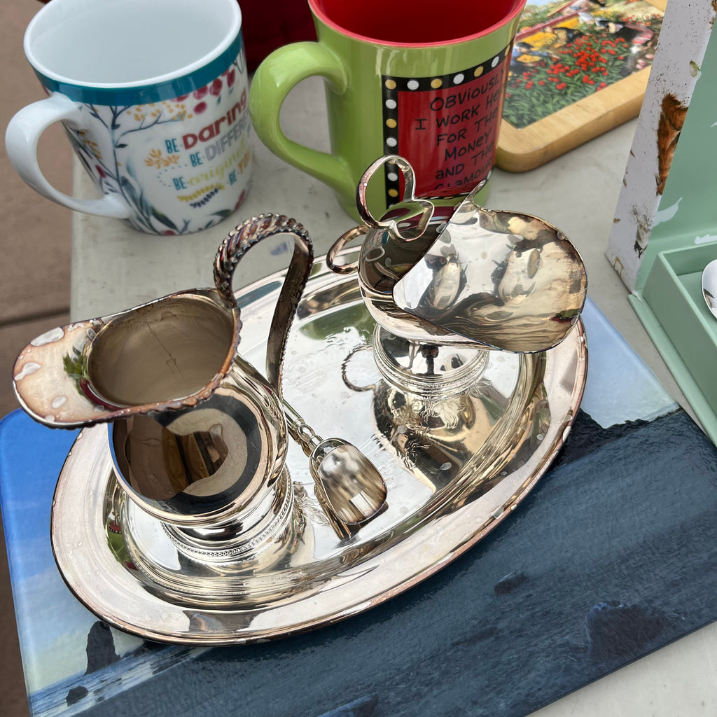 D691 Kitchen Grouping (teapot and more)