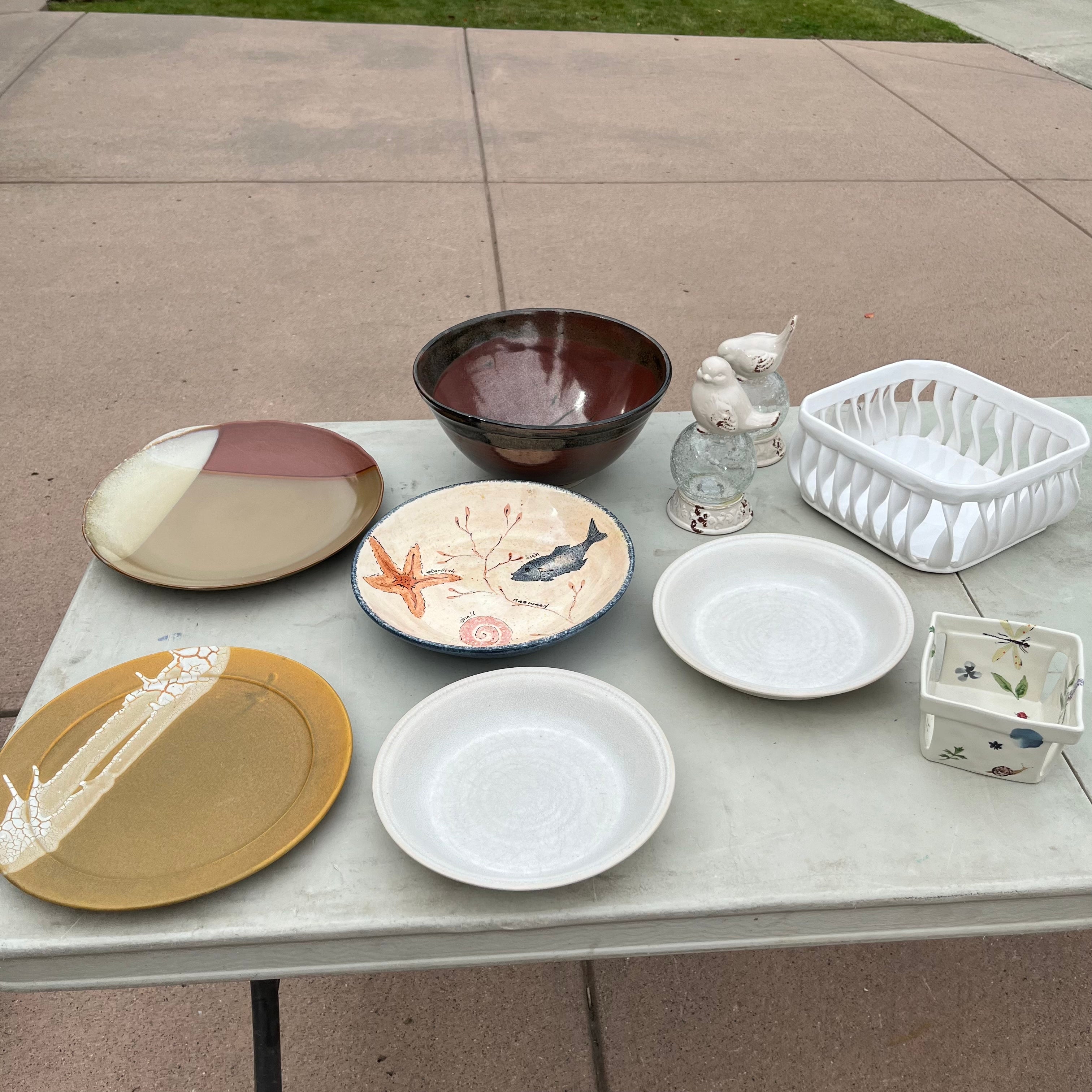 D693 Pottery Grouping and more