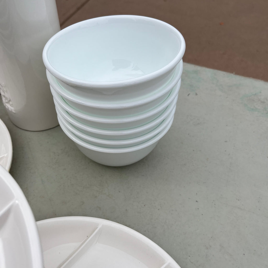 D694 Kitchen Grouping (fondue plates and more)