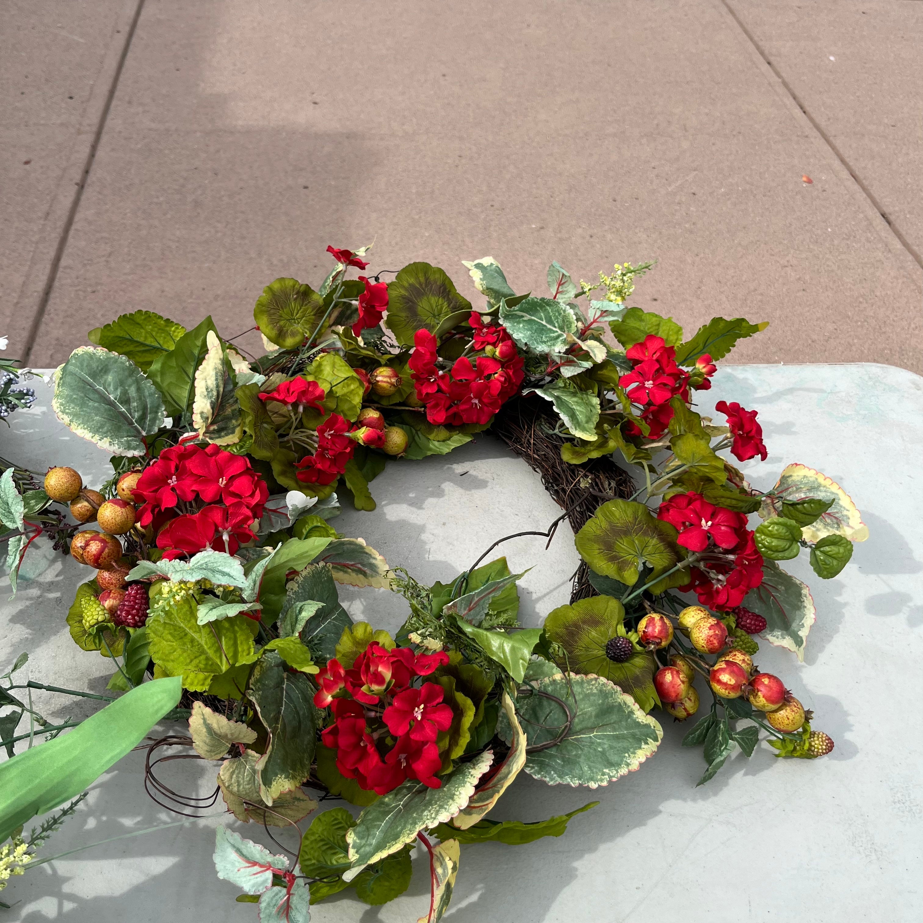 D696 Wreath Grouping