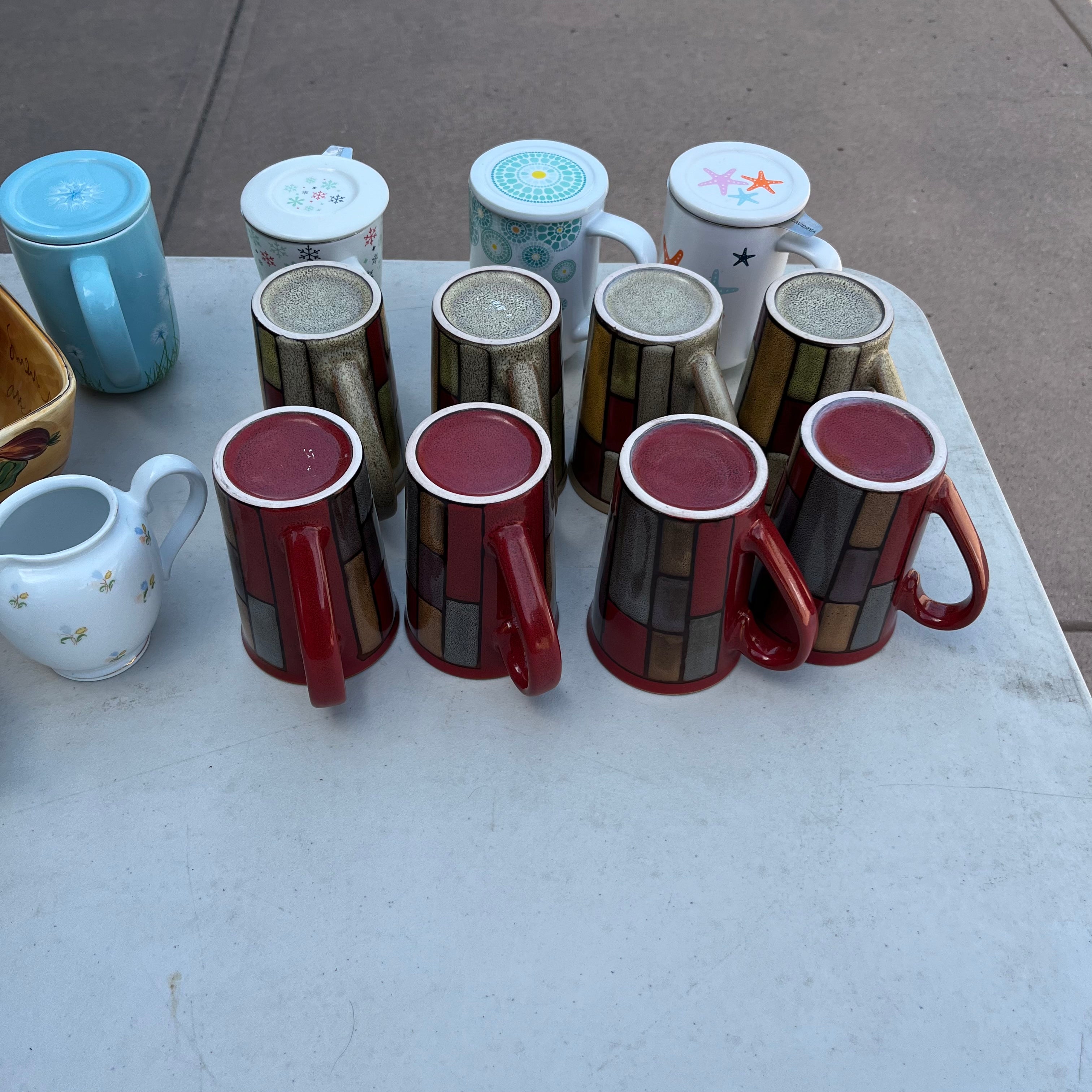 D697 Kitchen Grouping (coffee mugs and more)