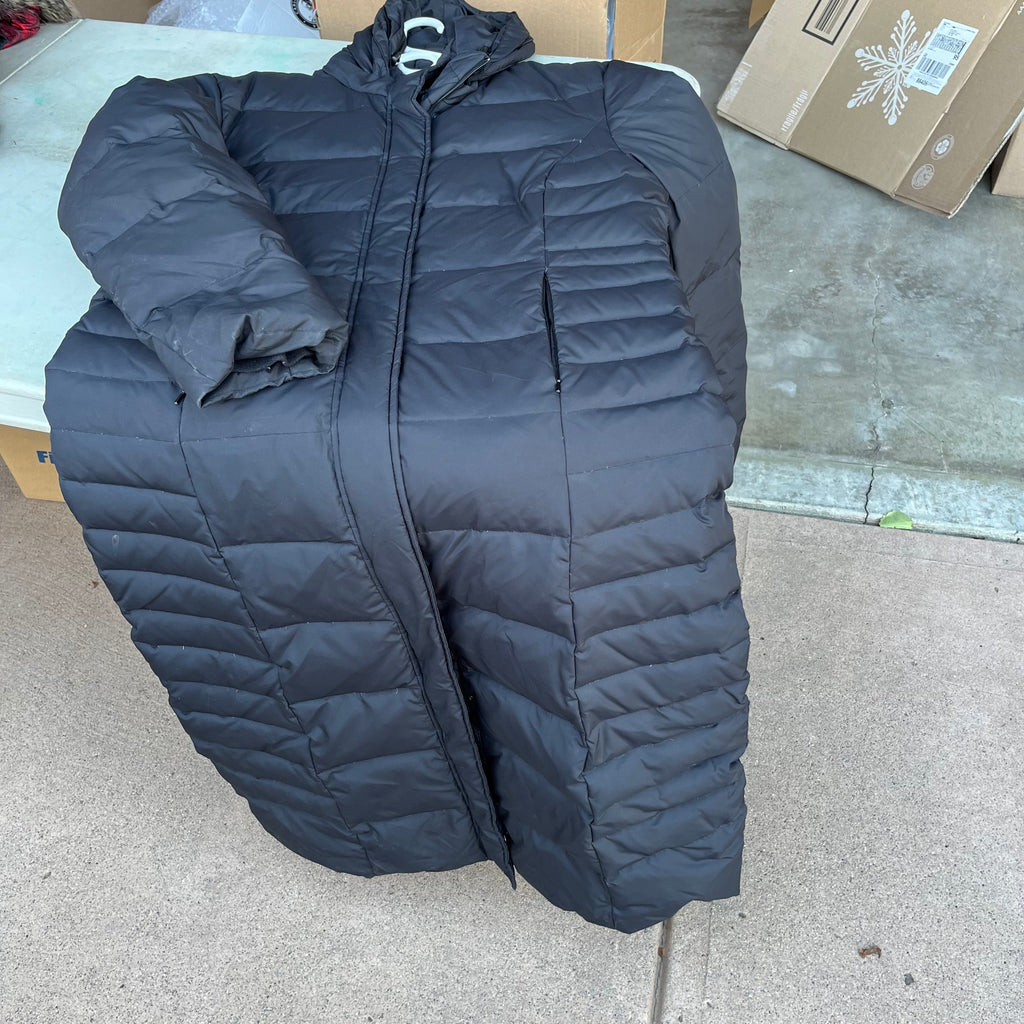 D698 Womens 1X winter jacket grouping(Columbia and Kirkland)