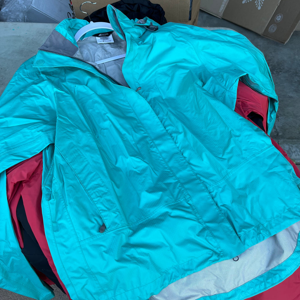 D698 Womens 1X winter jacket grouping(Columbia and Kirkland)
